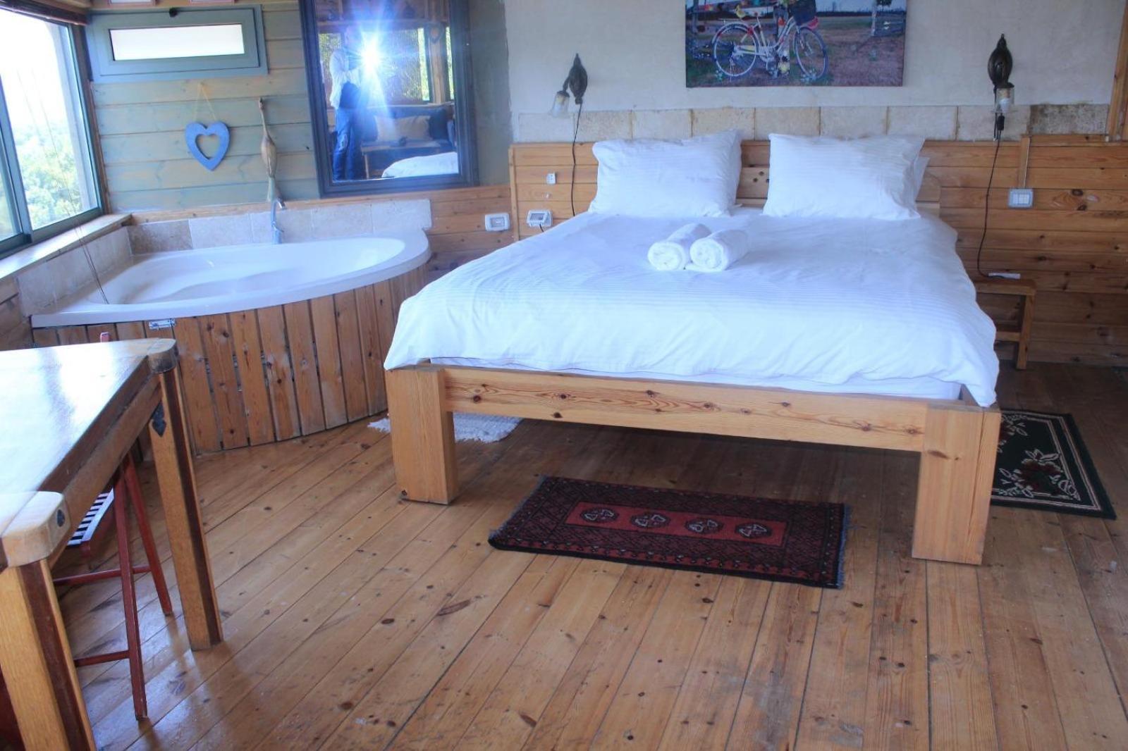 Shir Hachoresh Apartment Shomera